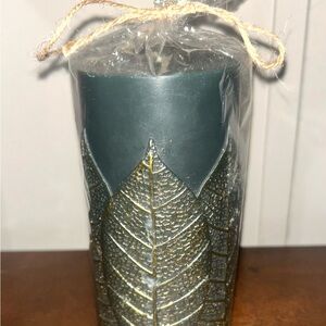 Green and Gold Leaf Candle